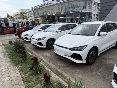 BYD e2 oq mokri novi