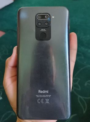 Redmi Note 9 xotir 64GB ekran qirlgan lekin zor i