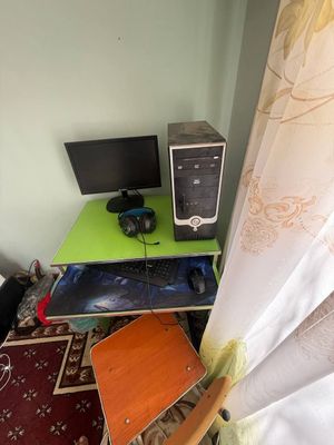 Kompyuter sotiladi