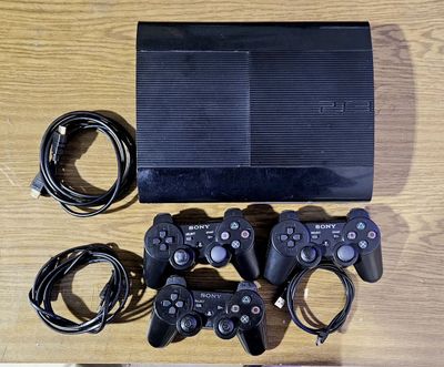 Playstation 3 super slim 500GB