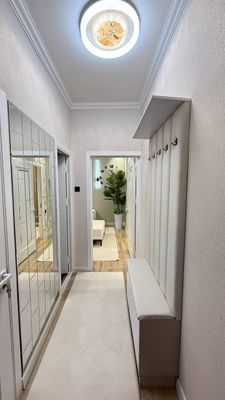 Мирзо Улугбек Метро шерикчиликга боларга