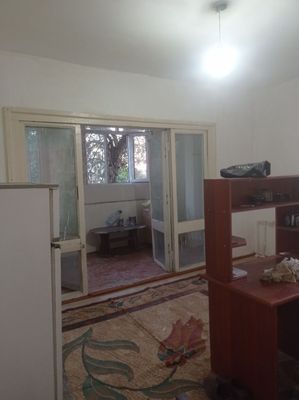 Аренда 2х комнатная 2/4/4 Шохсарой.