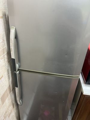 холодильник lg….