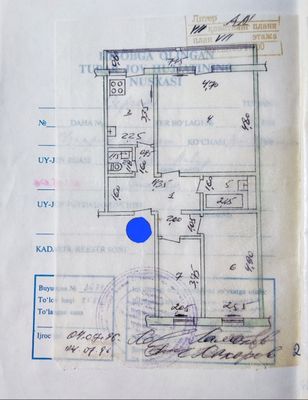 Продаётся-Сотилади-Янгиҳаёт туманида (3/7/9) 3-хонали квартира сотилад