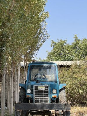 MTZ 80 Belarus Traktor Sotiladi