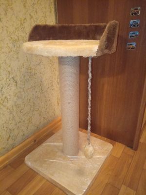 Столбик - когтеточка с лежанкой