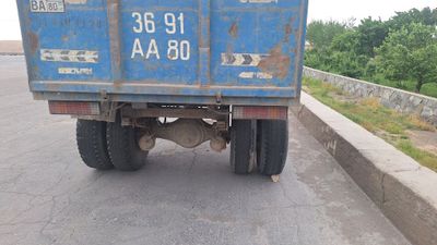 Зил прицеп сотилади