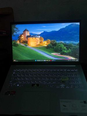 ноутбук Asus VivoBook