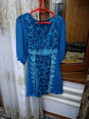 1 marta kiyilgan kiyimlar