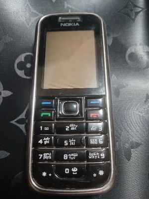 Assalom alekum telefon sotiladi Original Nokia 6233 Black Qora rang