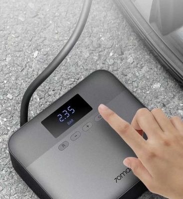 Автомобильный компрессор Xiaomi 70mai