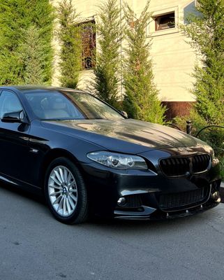 Продаётся фара от BMW f10