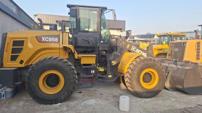 Погрузчик Xcmg XC958