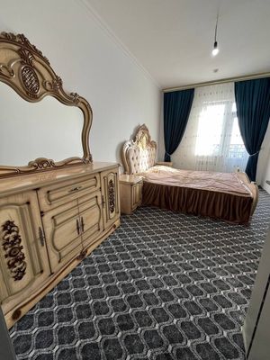 Юнсобод метро ёнида безмаклер квартира ижарага берилади