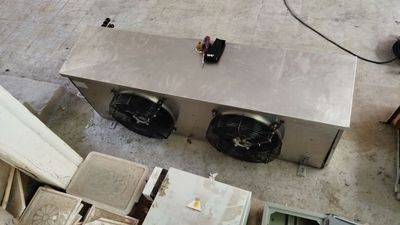 Холодильник для холодильной камеры