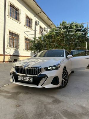 bmw i5 35L dop op