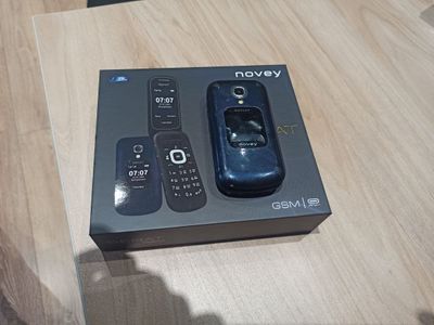 Телефон Novey Senat GSM