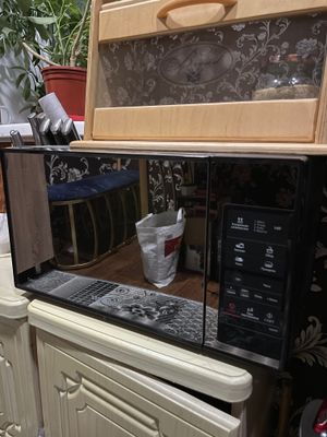 Продается Микроволновка