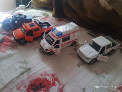 Продаются модельки(машинки).