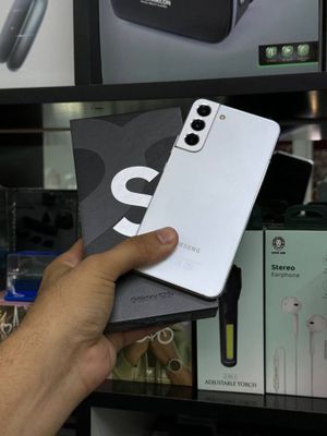 Samsung S22plus sotiladi