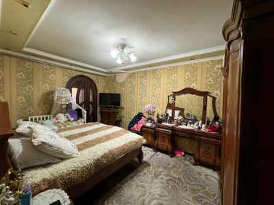 Саракулька ж.д.поликлиника Продается квартира в Мирабадском р-н 3/3/4