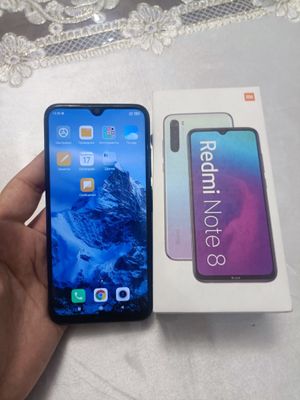 Xiaomi Redmi Note 8 4/64GB Black Original Karobka Holati ideal Igravoy