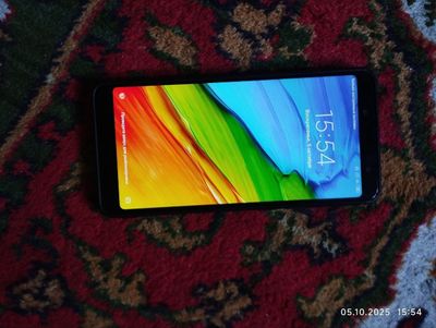 Продам телефон Redmi note 5, 3/28 в идеальном состоянии все работает.