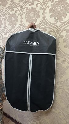 Продам стильный костюм двойку
