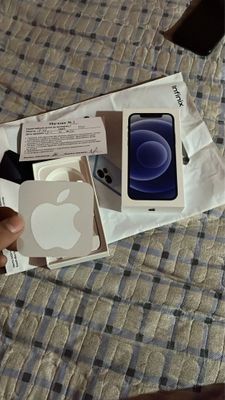 Iphone 12 64 talik karobka bor yomksa 90% umuman aybi yo