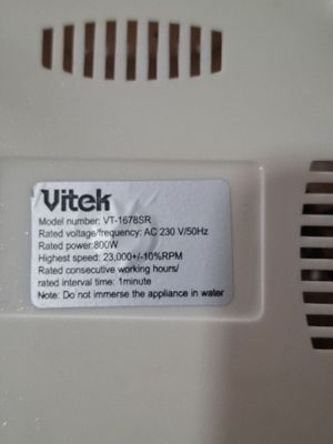 Соковыжималка Vitek в хорошем рабочем состоянии