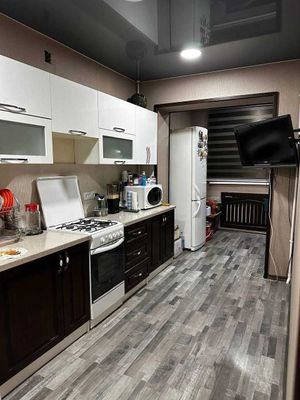 Продам Срочно 3/1/4 Дархан 77-серия