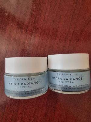 ko‘z atrofi ajinlariga qarshi krem, oriflame