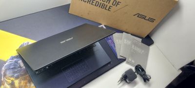 Kompyuter sotiladi Asus