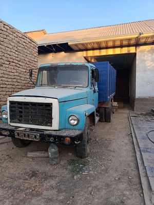 Arzonga beriladi zil 53
