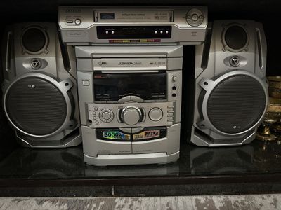 Muzikalniy sentir LG orginal