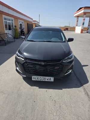 Onix chevrolet sotiladi