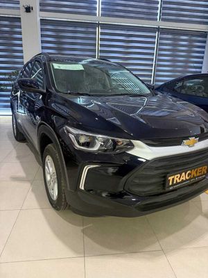 TRACKER LS 63 Millon Boshlangich Tolov Bilan Avtokredit Asosida