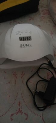 Manikyur lampa 100-240V 50/60 Hz