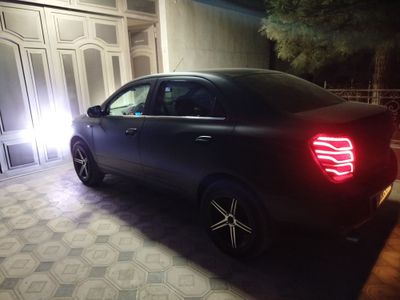Cobalt vikupga beriladi