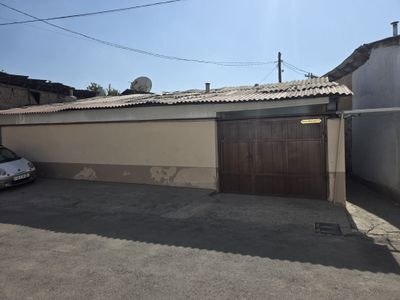 Olmazor tumani Arintir qorasaroy 2 radom 1.6 sotix 3 ta xona fasad 15