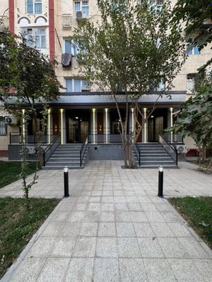 Чорсу Жар евро нежилое помещение первая линия 55кв.м с арендатором