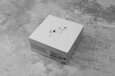 Apple airpod 2 b/u