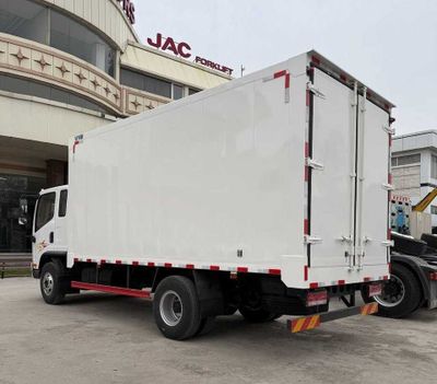 Автофургон цельнометаллический FAW Tiger VH 4x2 7 тонн юк олади