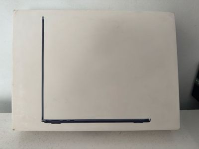 MacBook Air M3 2024/8/256/100%/full box