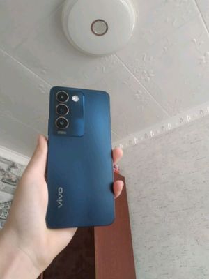 Vivo Y100