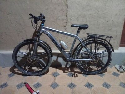 velosiped sotiladi