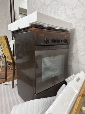 Продаётся газовая плита GEFEST