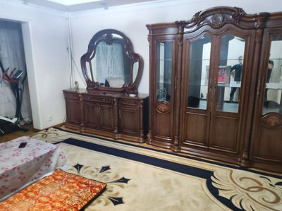 сдам квартиру 4комнатную срочна Чиланзар 24