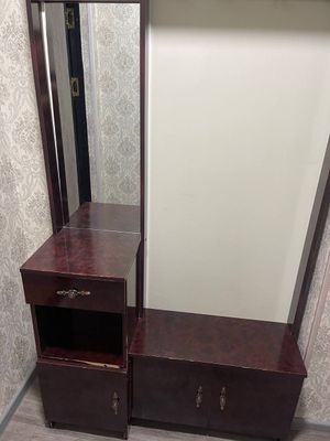 Продаётся шкаф в прихожую