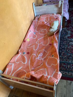 Detiske divan 1 juft sotiladi 500s dan ishlatilgan